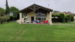 Villa immersa nelle colline toscane Pescia Fiorentina